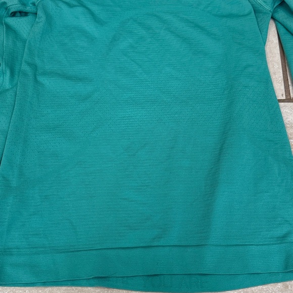 Lululemon Swiftly Tech Long-Sleeve Shirt Race Length Size 2 - Picture 5 of 16